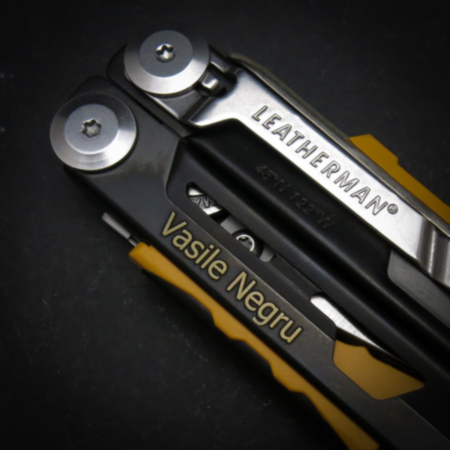 Leatherman Signal
